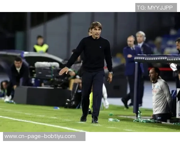 瑞天空报道那不勒斯冬季欲租梅努孔蒂执教下球员愿意加盟 瑞天空报道那不勒斯冬季欲租梅努孔蒂执教下球员愿意加盟